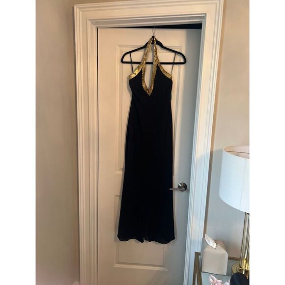 NWT Camille La Vie Black/Gold Sequin V-neck Halter Maxi Gown Dress size 8 - Picture 1 of 4